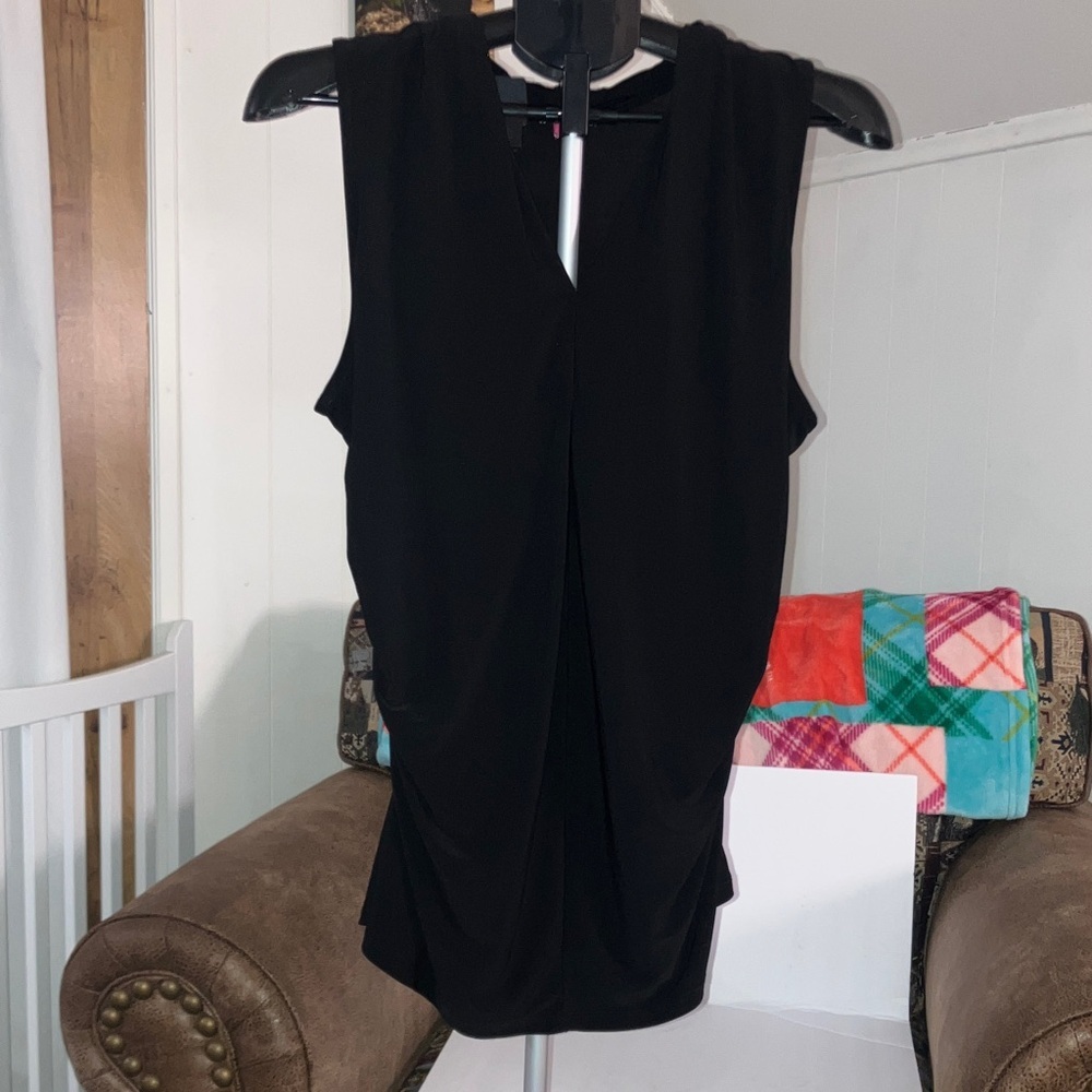 Elegant Black Sleeveless Shirt